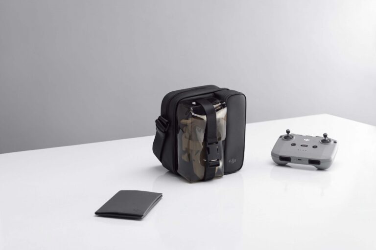 dji-mini-2-rankine-juoda (4)